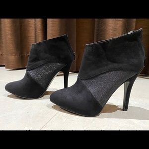 NWOB--FAUX SUEDE STILETTO ANKLE BOOTS